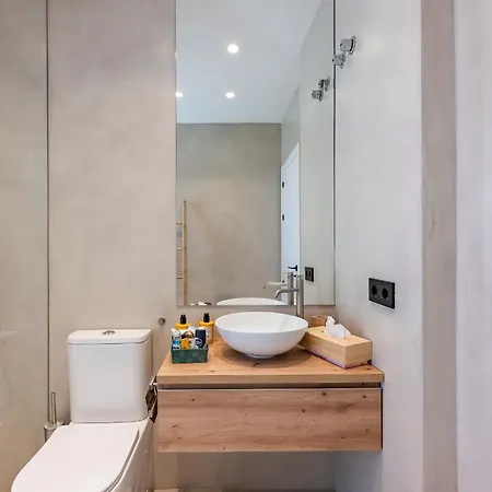 Peman Luxurious Beachside