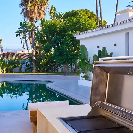 Peman Luxurious Beachside Marbella